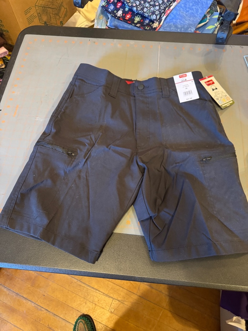 Wrangler Men's Cargo Shorts in Black